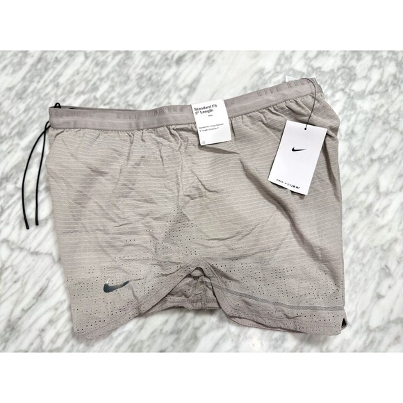 Nike Dri-FIT Run Division ADV Pinnacle 3" Running Shorts Gray Men XL DA1294-033 - Picture 4 of 12